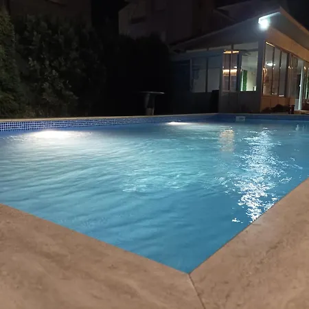 Sunny House & Pool Kranevo