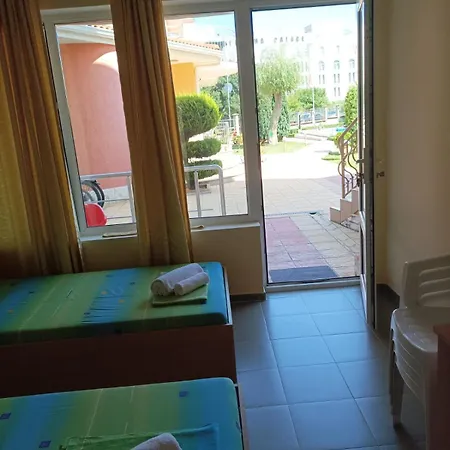 Sunny House Pensiune Kranevo